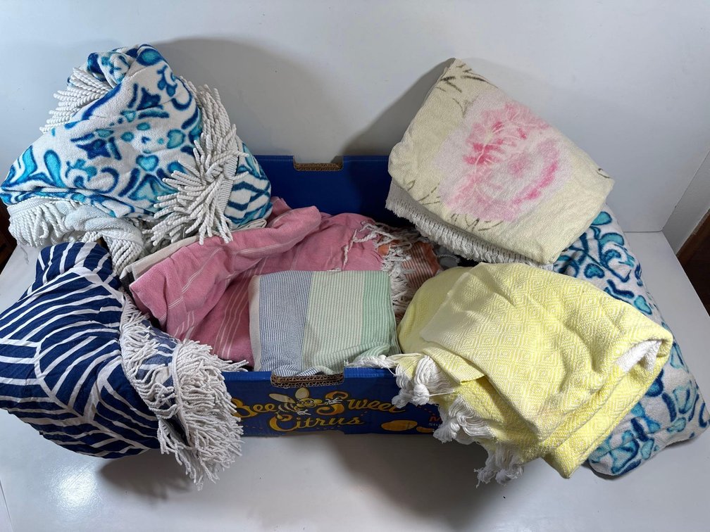 Mixed Lot of Beach Throws 
