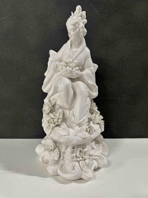 Vintage Ethan Allen Made in Italy Porcelain Sculpture 