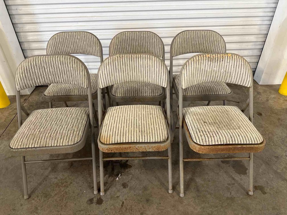 (X's 6) Folding Chairs 