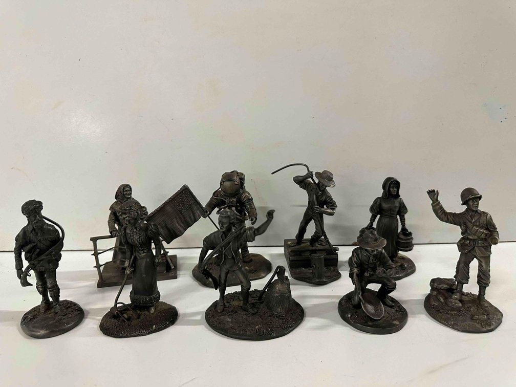Franklin Mint Fine Pewter Important Moments in History Statues 