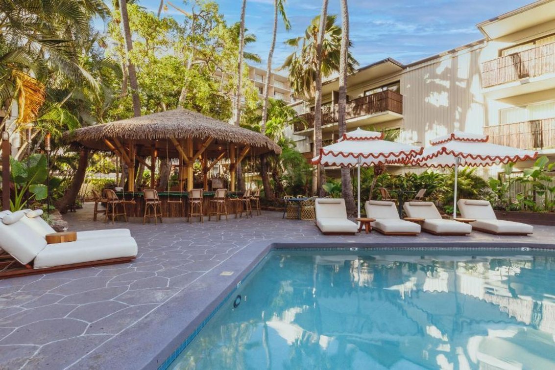 White Sands Hotel 1 Night Stay 