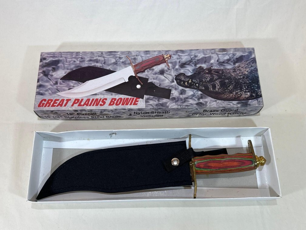 New in Box - Great Plains Bowie Knife 