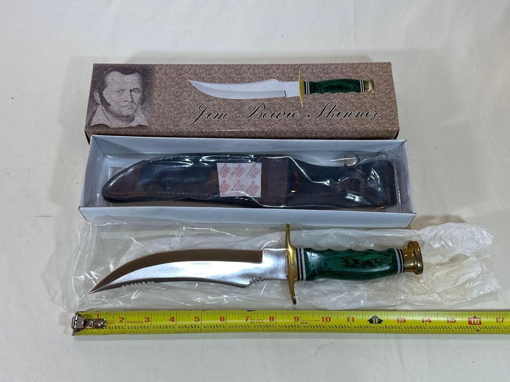 New in Box - Frost Cutlery Jim Bowie Skinner Knife 