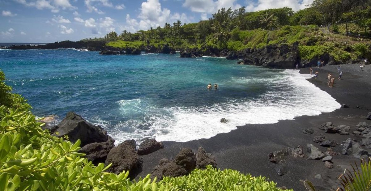 5 Night Stay Maui and/or Big Island - Island to Island Get Away 