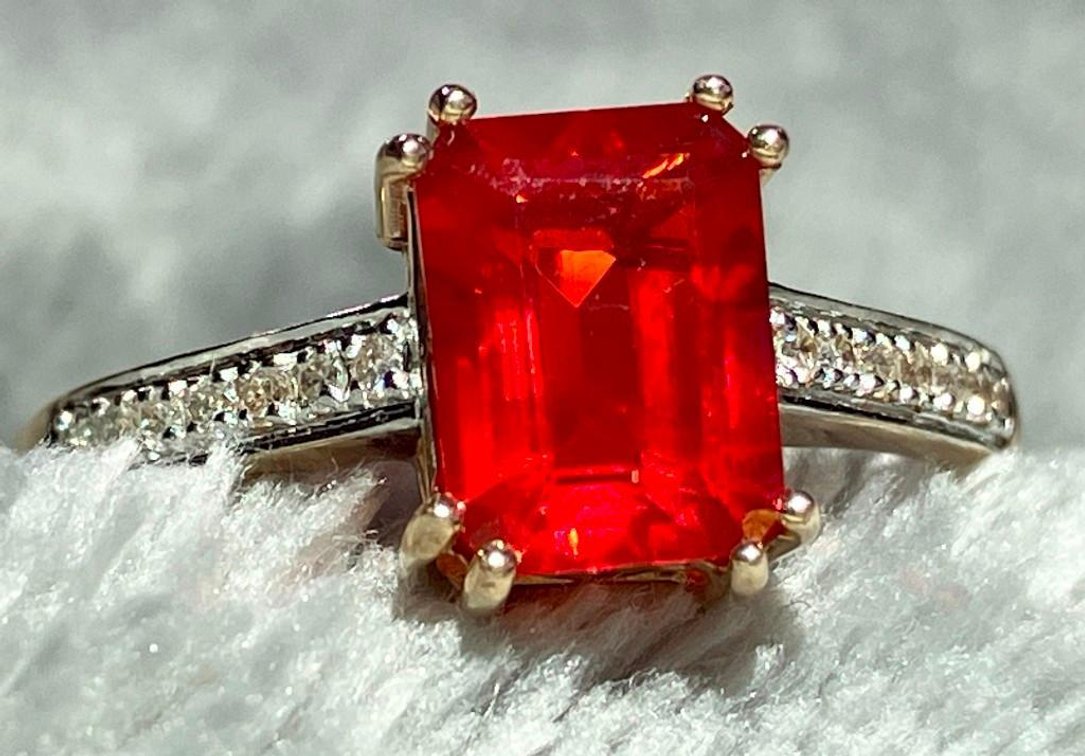New!* 14K Sold Gold, Diamonds and Red Opal Ring