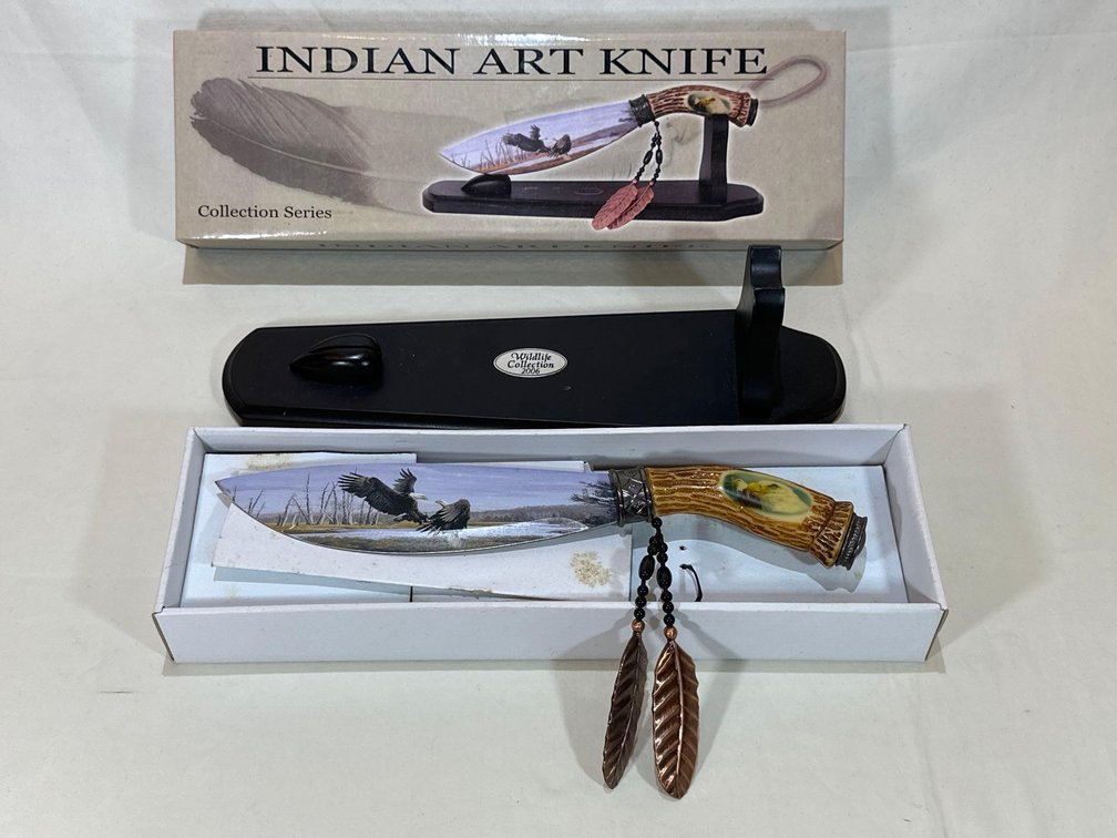 Indian Art Wildlife "Eagle" Collection Series 2006 Knife 