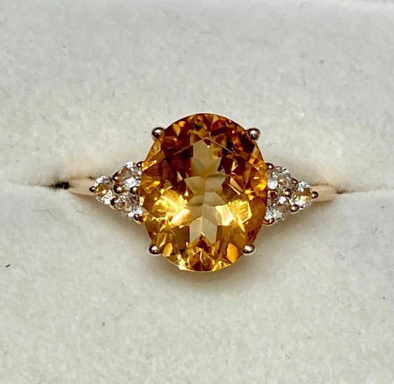 10K Genuine Gold Ring with Citrine Center Stone and White Topaz Accents 3.0 Grams