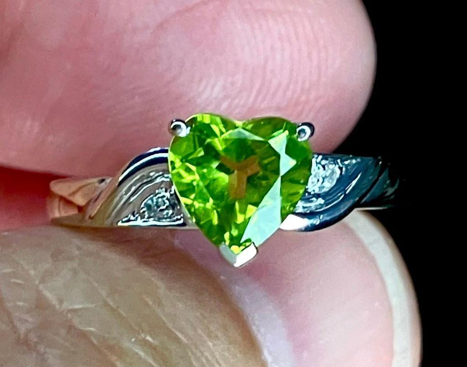 10K Genuine Gold with Peridot and Diamond Ring