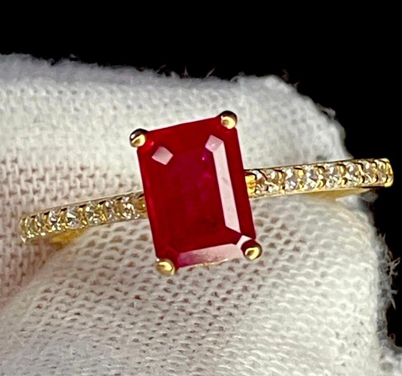 10K Genuine Gold 1.20 Carat Emerald Cut Ruby/Sapphire