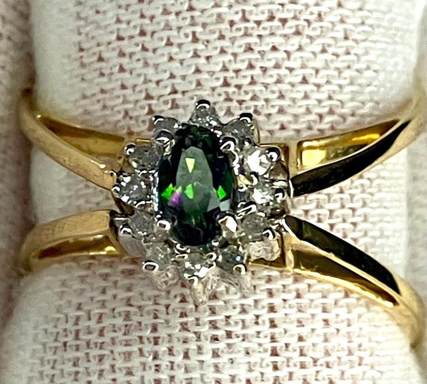 NEW 10K Genuine Gold Diamond and Mystic Topaz Reversible Ring