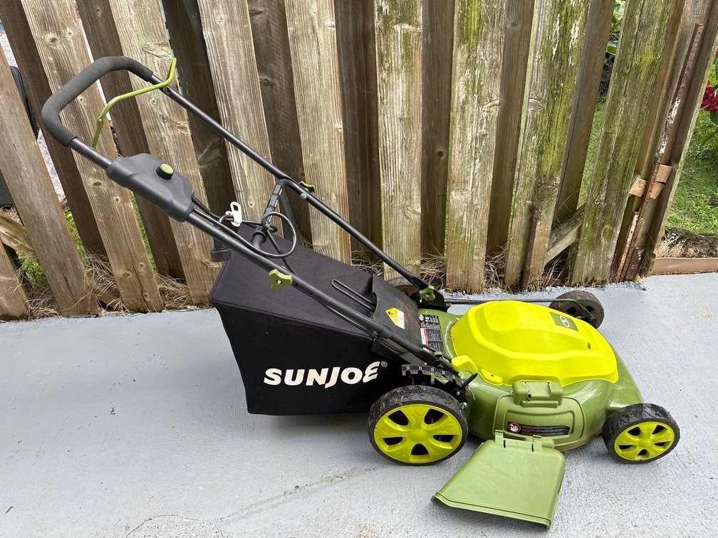 Sunjoe Electric Lawn Mower 
