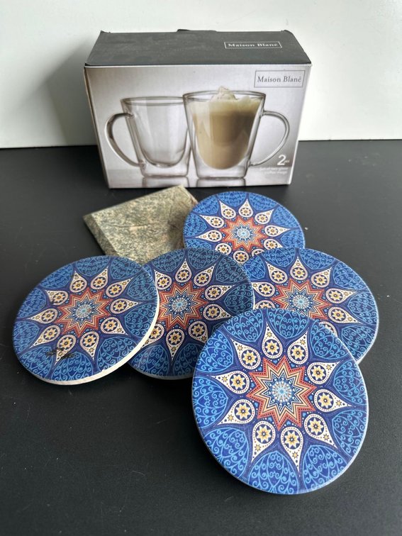 New in Box Maison Blanc Glass Coffee Mugs and Mixed Coasters 