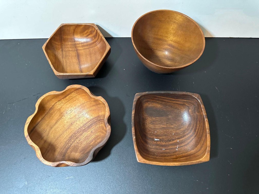 (X's 4) Wood Bowls