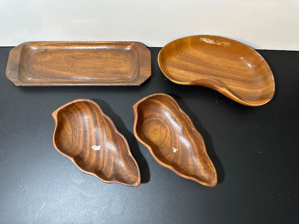 (X's 4) Monkeypod Wood Dishes