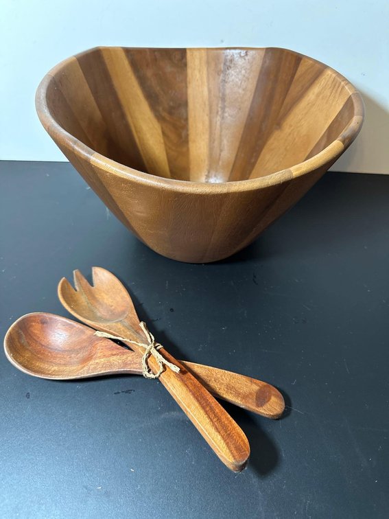 Lipper Wood Serving Salad Bowl with Tossers 