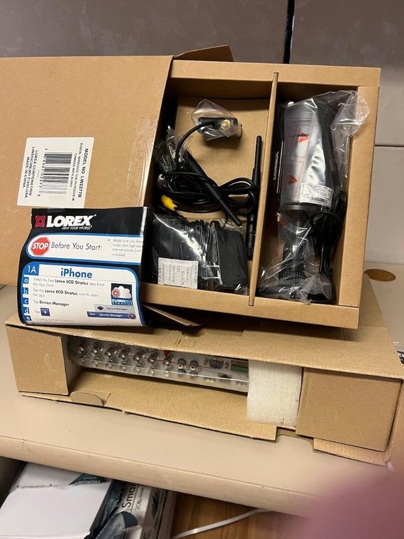 LOREX Brand Security System w/Cameras
