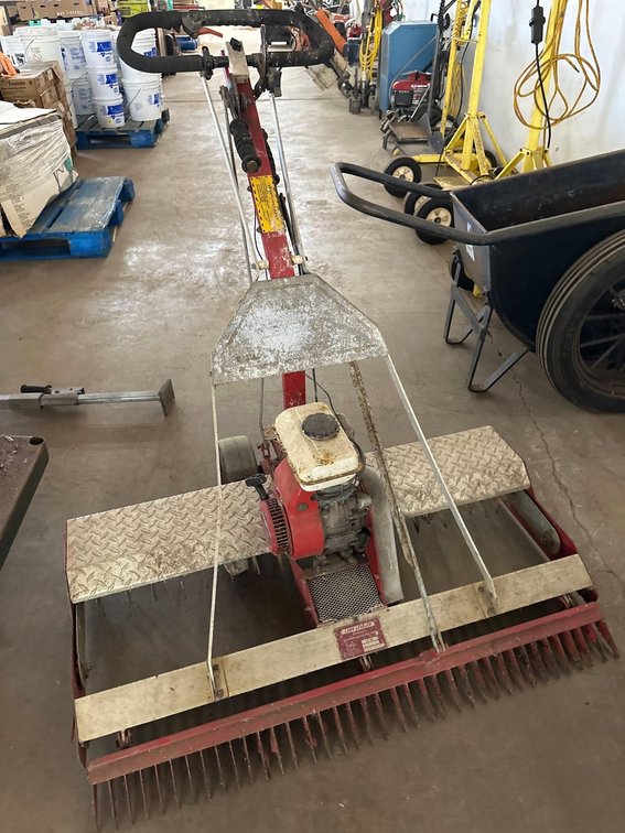 Kincses Model LL44 Lawn Leveler
