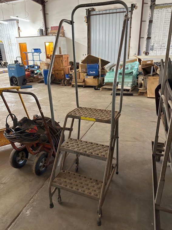 Louisville Steel Warehouse Ladder