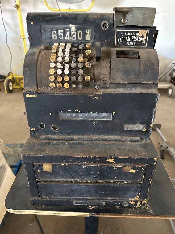 Vintage Bob's A-1 Cash Register Exchange Machine