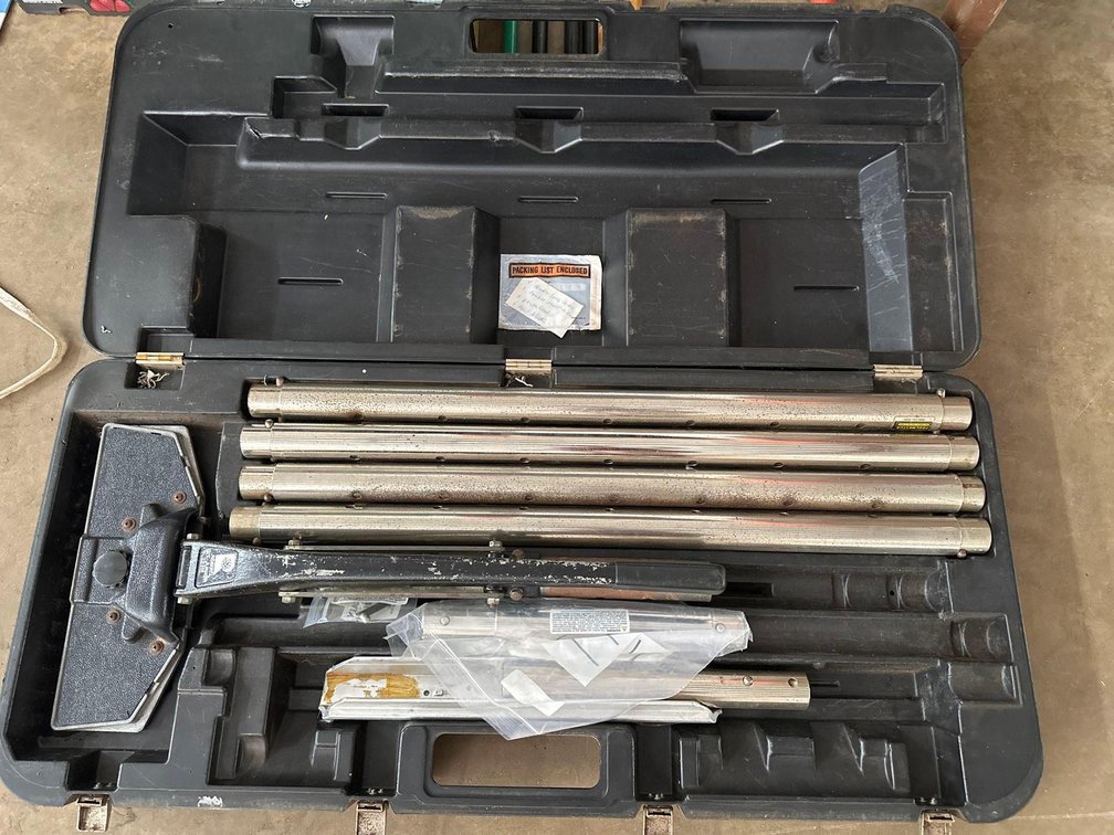 Roberts JT Junior Power Lok Carpet Stretcher