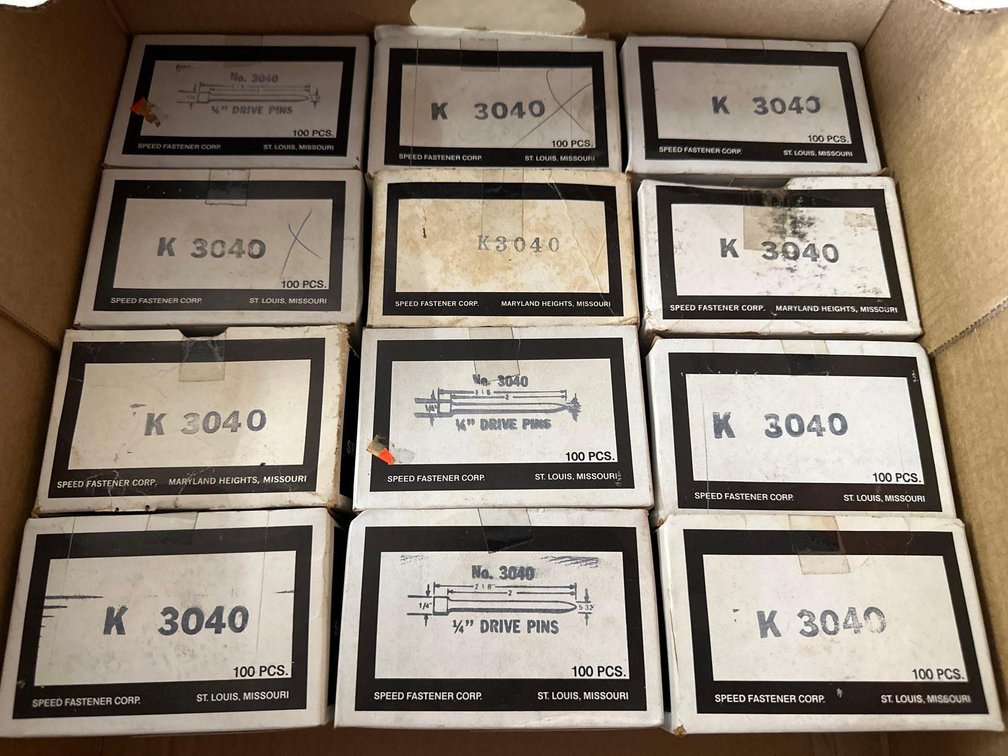 (X's 12) Boxes of 1/4" 100 Piece Drive Pins