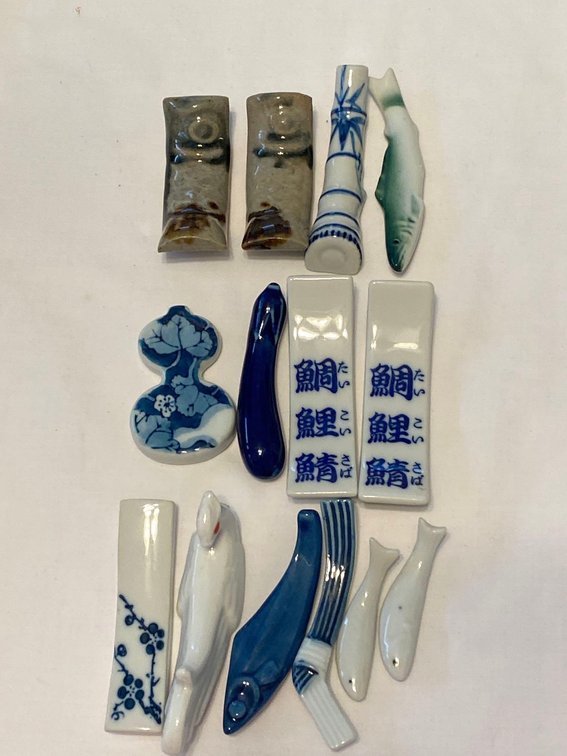 Multi-design Chopstick Rests with Bowl