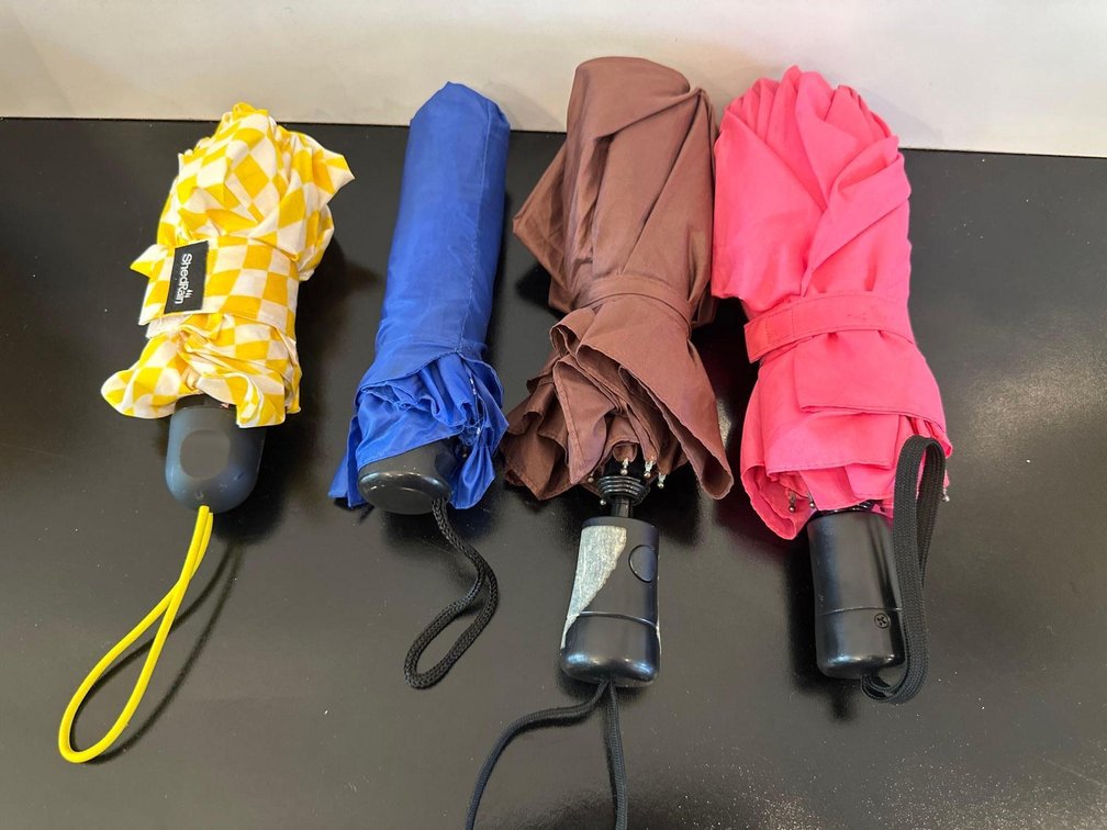 (X's 4) Compact Umbrellas