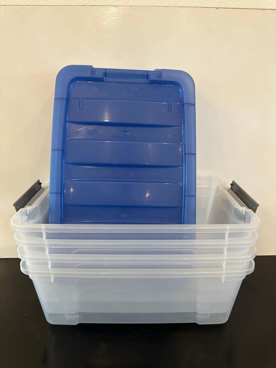 (X's 4) Stackable Plastic Storage Containers