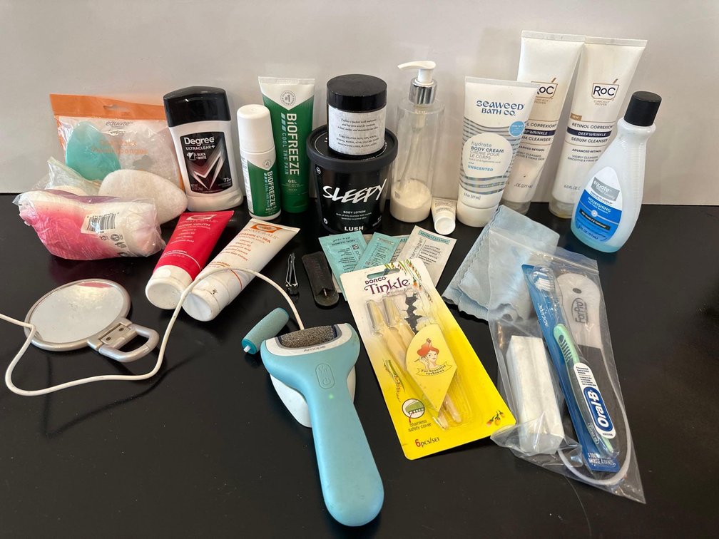 Mixed Lot of Toiletries 