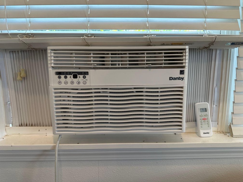 Danby Window Air Conditioner with Remote