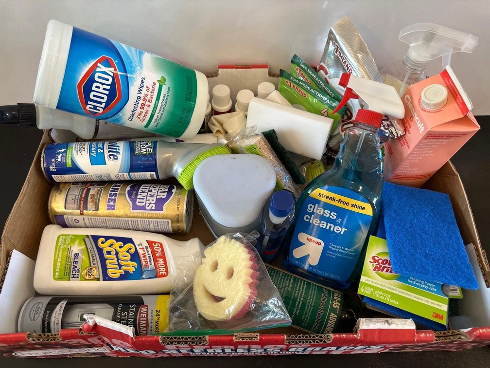 Mixed Lot of Cleaning Supplies