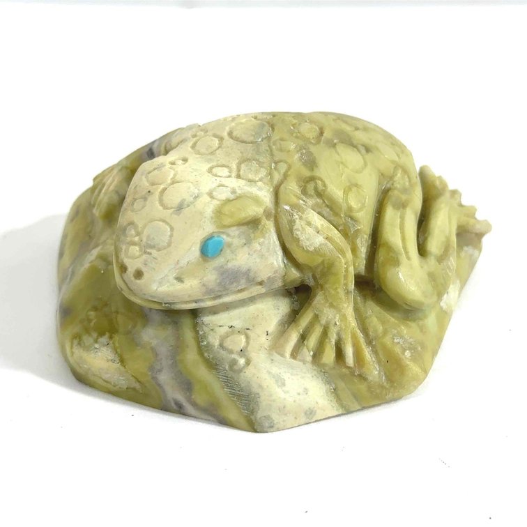 Serpentine Stone Frog Zuni Fetish Carving