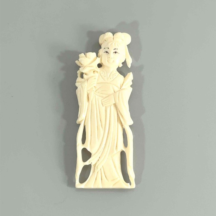 Bone Carving of Chinese Women