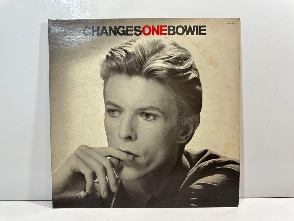 ChangesOneBowie - Vinyl LP Record by David Bowie