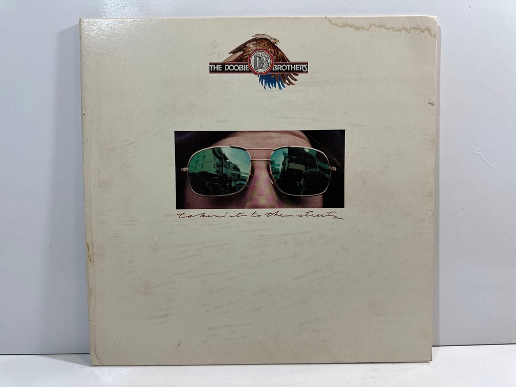 Takin' It To The Streets - Album by The Doobie Brothers