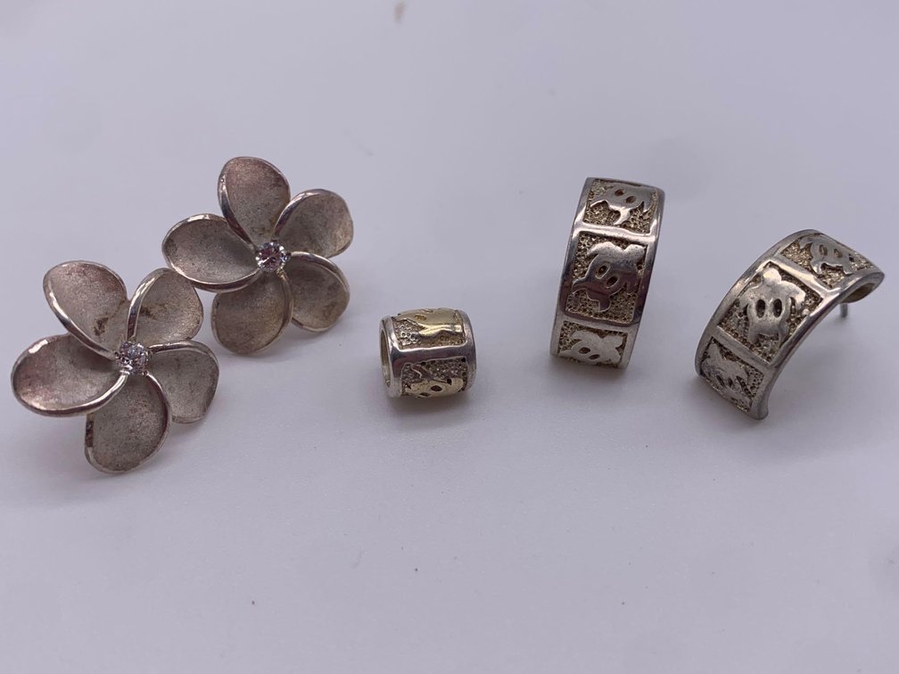 Hawaiian Sterling Silver Jewelry 
