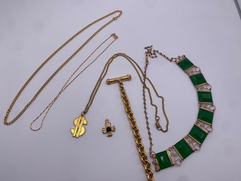 Lot of Gold Tone Jewelry 