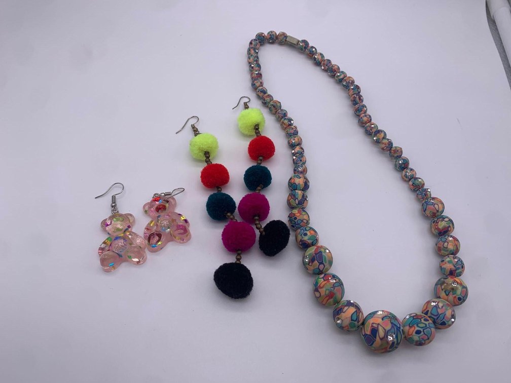 Lady Lulu Necklace Nepal Earrings & Bears