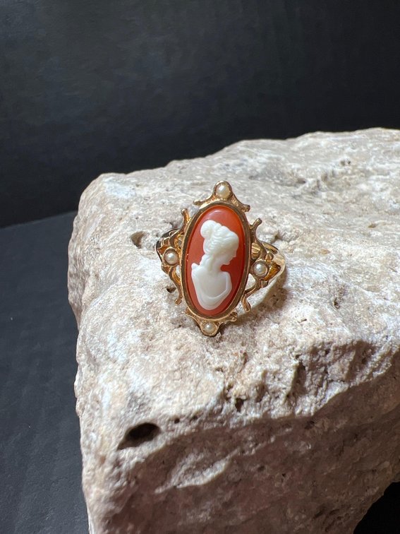Gold Plated Cameo Ring 