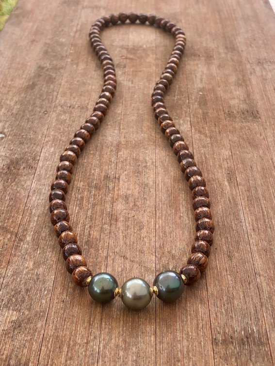 Long Tahitian Pearl and Koa Strand