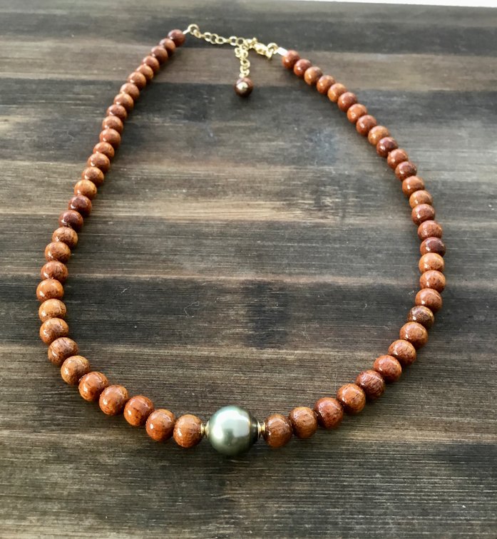 Tahitian Pearl on Koa Strand