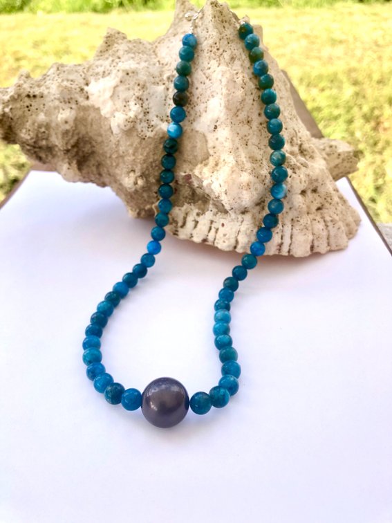 Tahitian Pearl and Apatite Necklace