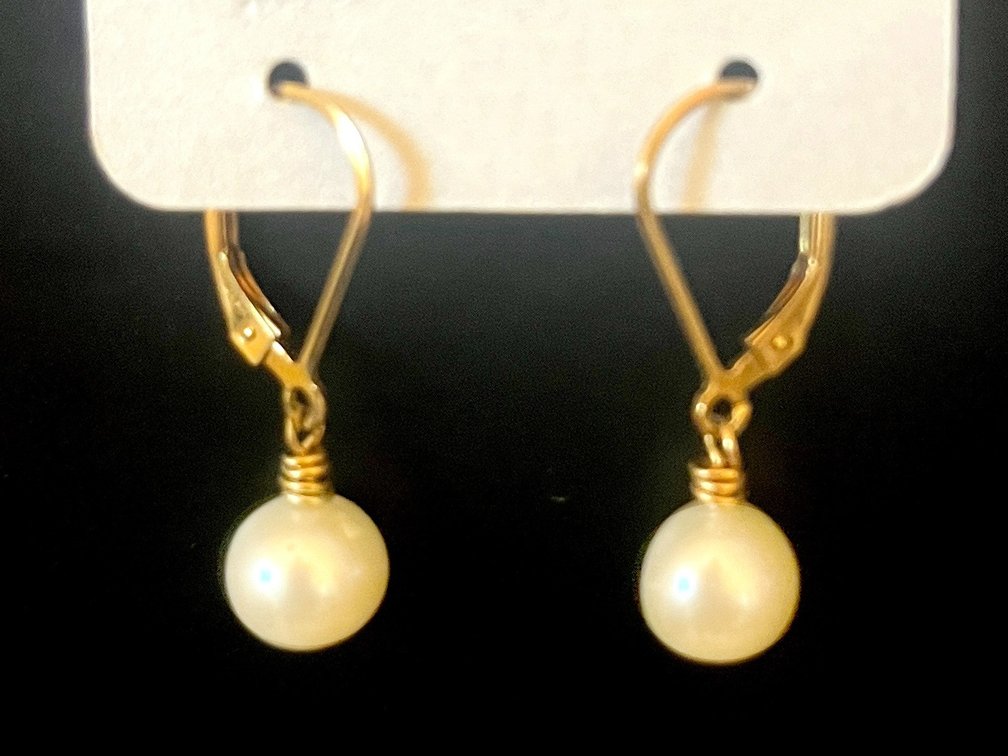 Freshwater Pearl Earrings