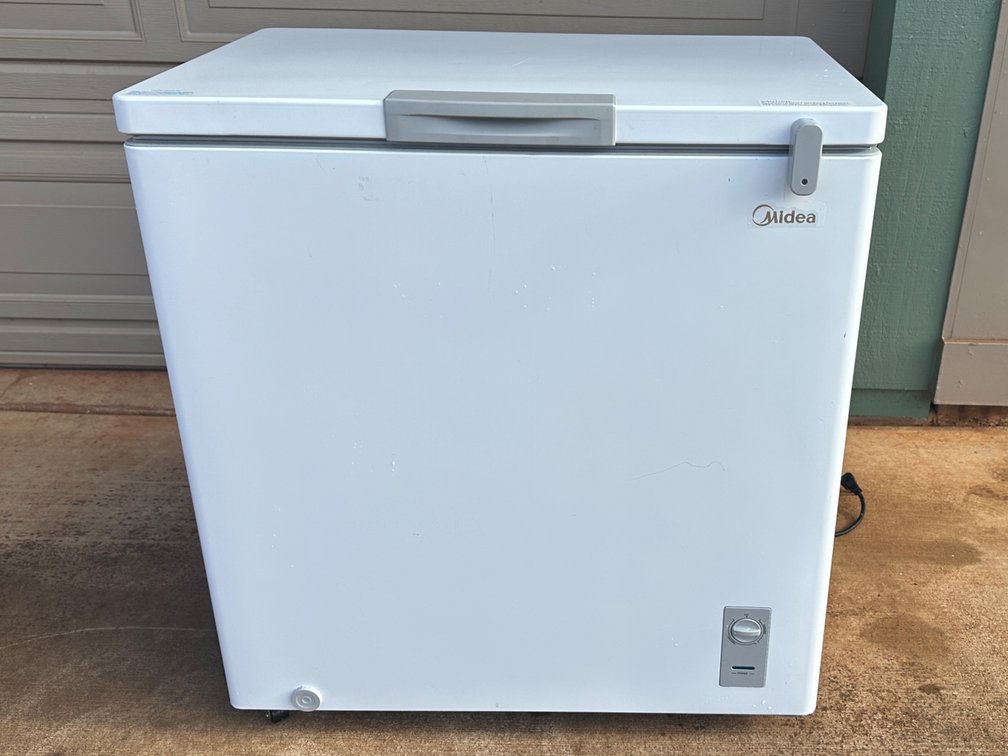Midea Freezer