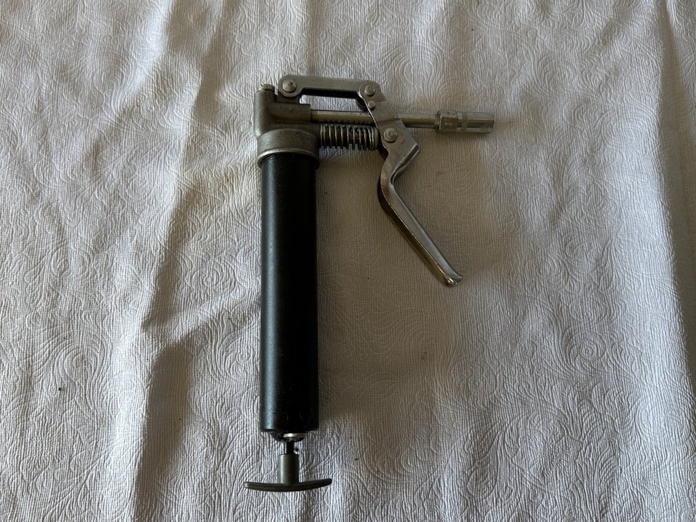 Grease gun