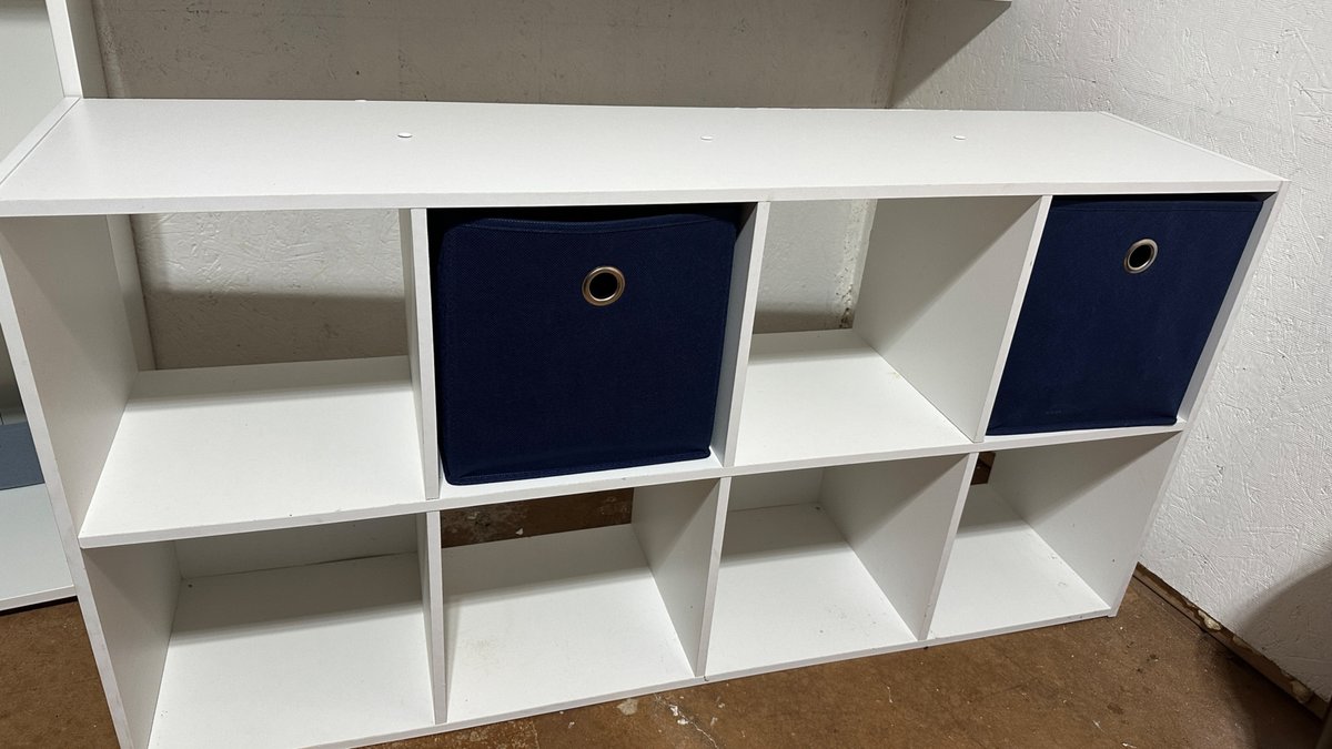 8 cube shelve