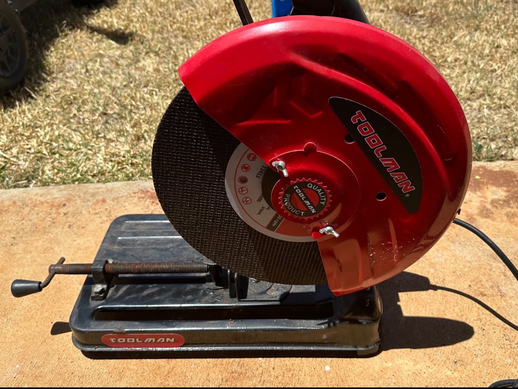 Toolman cut off machine