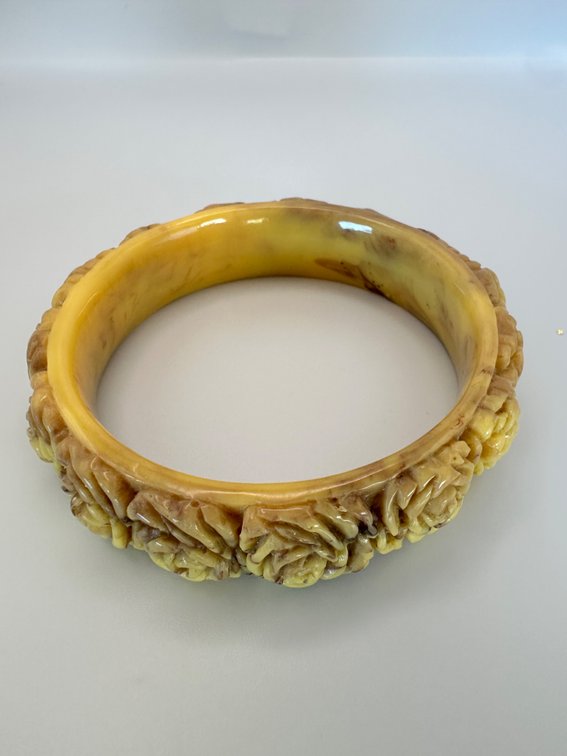 Vintage rose carved bangle