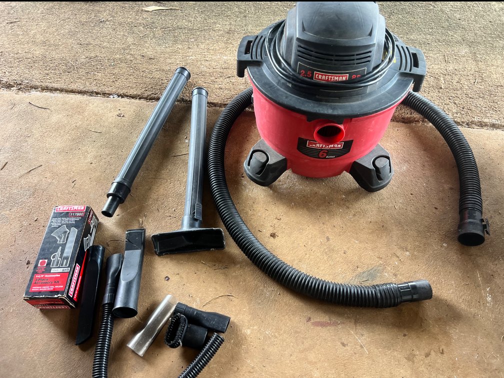 2.5 HP 6 gallon shopvac/blower 