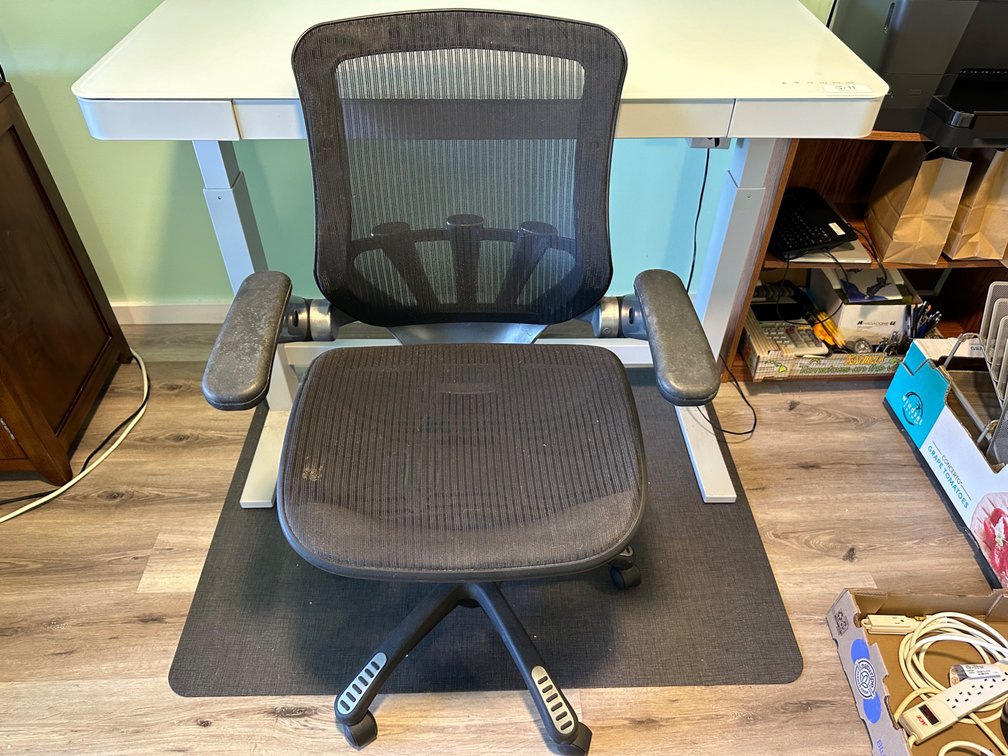 (X's 2) Office Chair with Armrests and Mat – Functional Set for Your Workspace